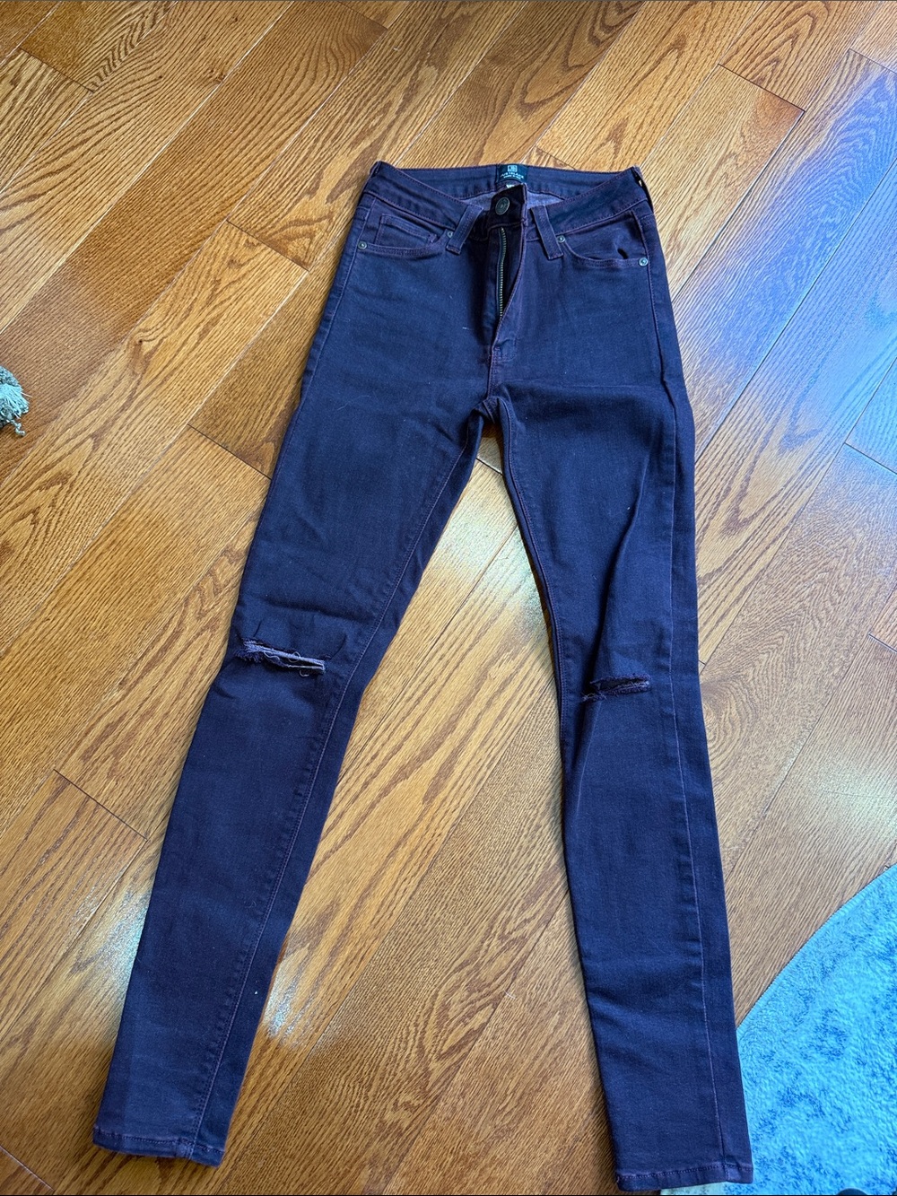 Dark cherry red Distressed Knee Skinny Jeans